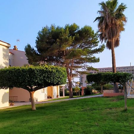 Atractivo Apartamento En La Playa Con Parking Roquetas de Mar Dış mekan fotoğraf